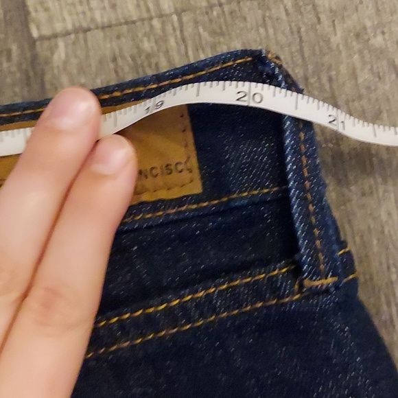 Dark blue jean skirt - Picture 3 of 4